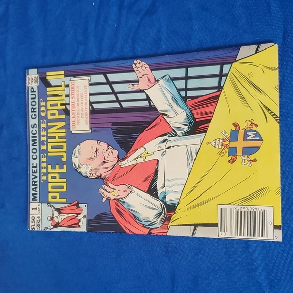 The Life of Pope John Paul II (comic) (Vol. # 1, No. 1 Issue) - Picture 1 of 12